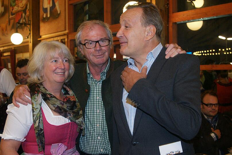 AZ-Landtagsreporterin Angela Böhm, Toni Schmid, Nikolaus Bachler