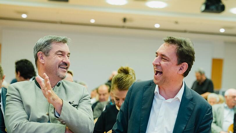 Gute Laune auf dem München-Parteitag: Markus Söder und Georg Eisenreich.