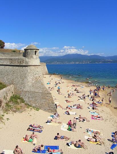 Strand Saint Francois in Ajaccio.