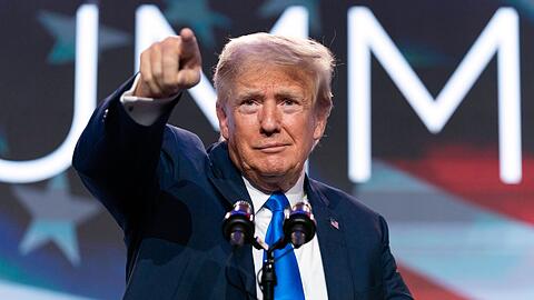 Donald Trump spricht während des Pray Vote Stand Summit.