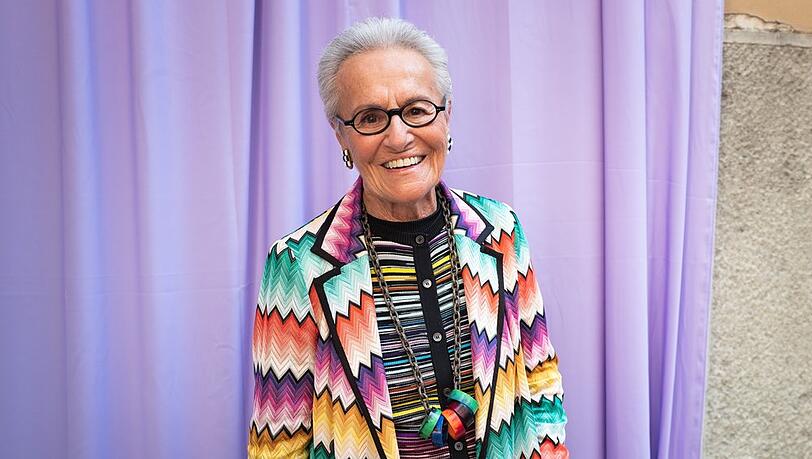 Rosita Missoni machte das bunte Zickzackmuster zum Markenzeichen von Missoni.