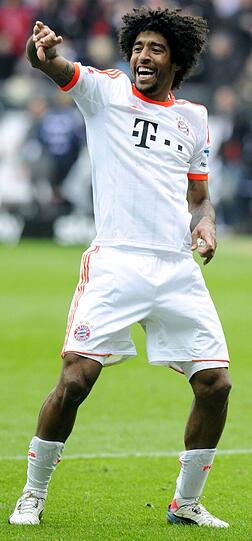 Dantes Meister-Tanz: So jubelte der Bayern-Verteidiger über seine erste deutsche Meisterschaft.