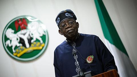 Nigerias Pr&auml;sident Tinubu war fr&uuml;heren Drohungen Trumps entgegengetreten. (Archivbild)