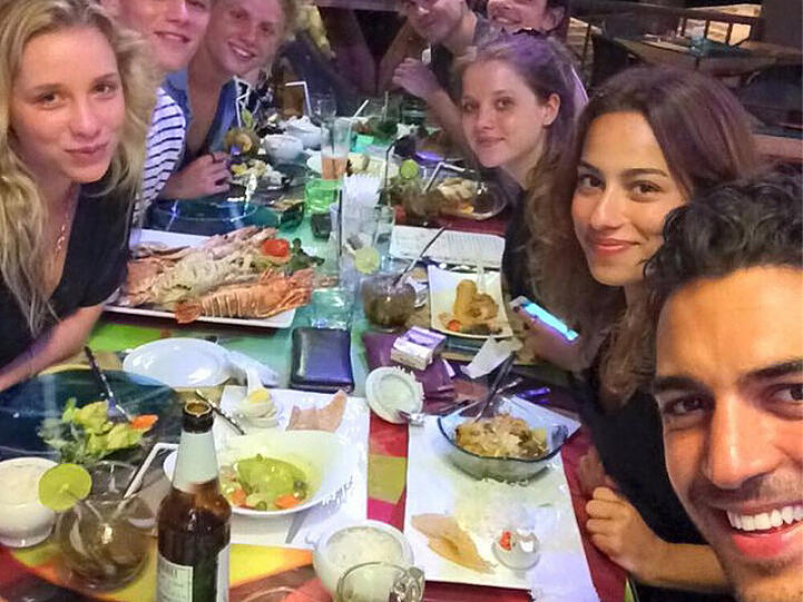 Lecker! Elyas M'Barek teilt sein Abendbrot auf Facebook
