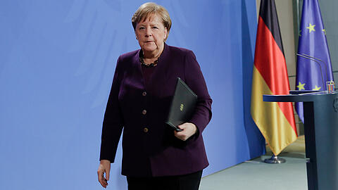Bundeskanzlerin Angela Merkel musste in Quarantäne: Die 65-Jährige hatte Kontakt zu einem Corona-Infizierten.