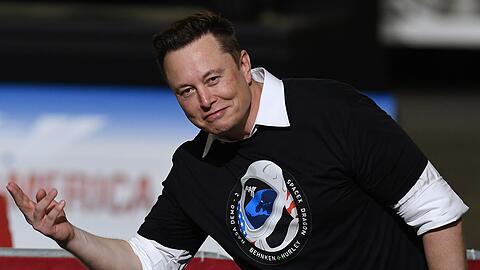 Elon Musk wird mit dem SpaceX-B&ouml;rsengang zum ersten Menschen mit einem Billionenverm&ouml;gen - zumindest auf dem Papier. (Archivbild)