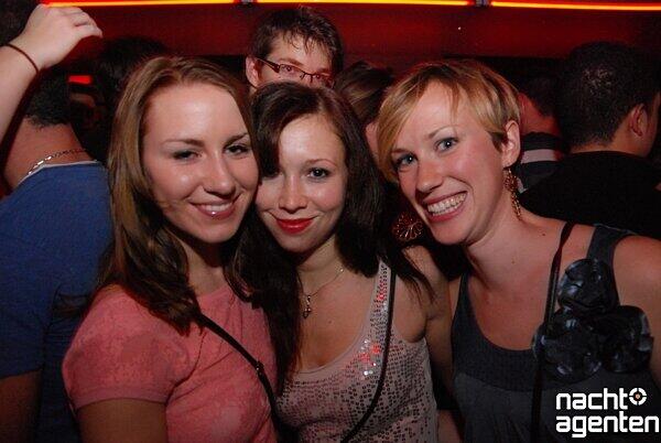 Der Samstag wird in der Milchundbar schnell zum Sonntag. Mehr Bilder gibt es unter: