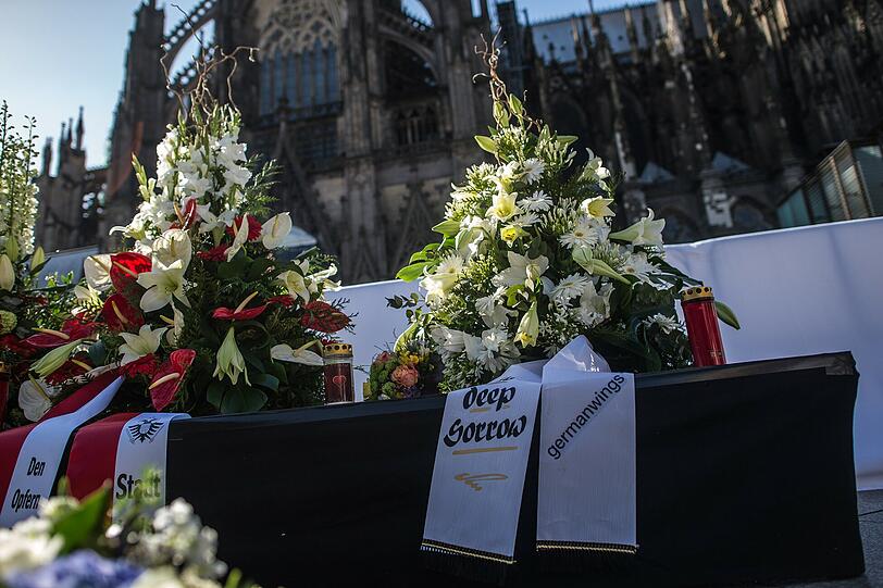 Weitere Bilder rund um den Gedenkgottesdienst in Köln.