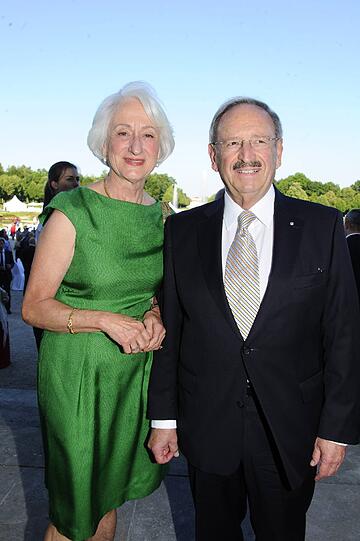 Reinhold Brocklet mit Ehefrau