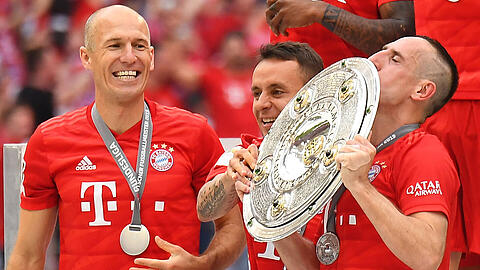 Arjen Robben und Franck Ribéry verabschieden sich beim FC Bayern.