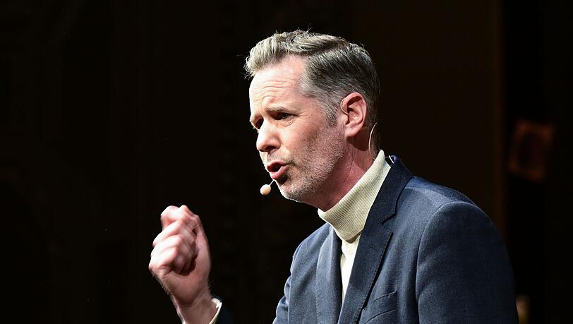 FDP-Chef D&uuml;rr ruft in Stuttgart den Neuanfang f&uuml;r die FDP aus.