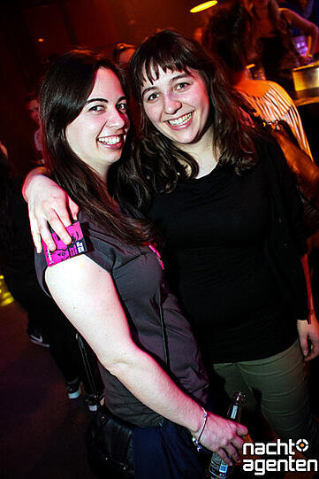 Die besten Party-Bilder vom Freitag. Hier im Neuraum.