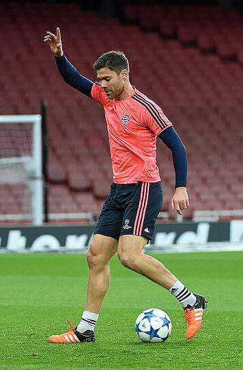 Die Bayern beim Abschlusstraining in London. Am Dienstag geht es im dritten Gruppenspiel der Champions League gegen den FC Arsenal. Klicken Sie sich durch die Bilder.