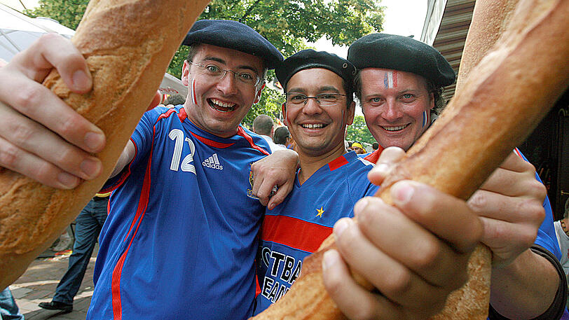 Französische Fußballfans bei der WM 2006. Hier gibt es die Übersicht zu den Klischees.