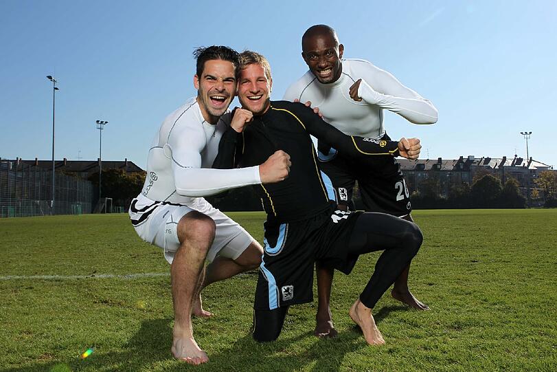 Die Löwen in Kompressionsbekleidung: Der Hersteller "Skins" rüstet den TSV 1860 auch weiterhin mit Funktions-Unterwäsche aus. Die Bilder vom Fotoshooting.