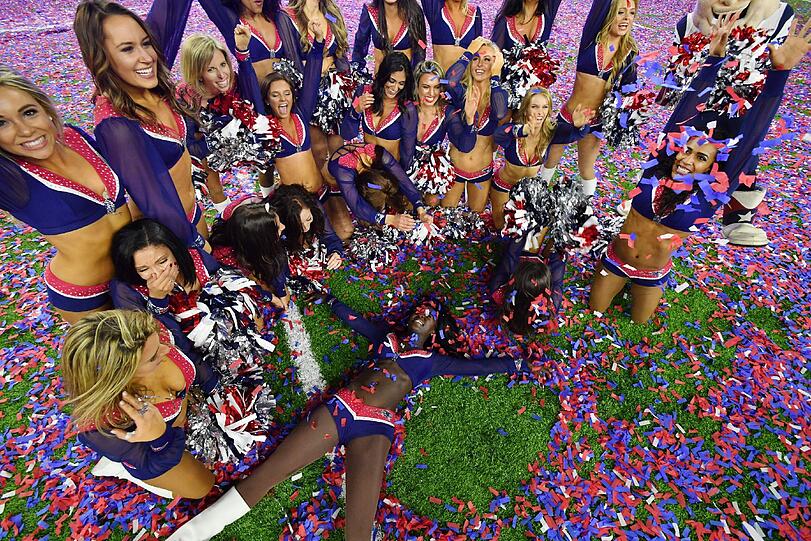 Nach dem epischen Patriots-Triumph feierten die Cheerleader mit.