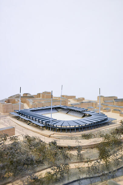 Das ganze Stadion ist hier mit einem ähnlichen Dach überzogen wie heute nur die Stehhalle. Das ganze Stadion ist hier mit einem ähnlichen Dach überzogen wie heute nur die Stehhalle.