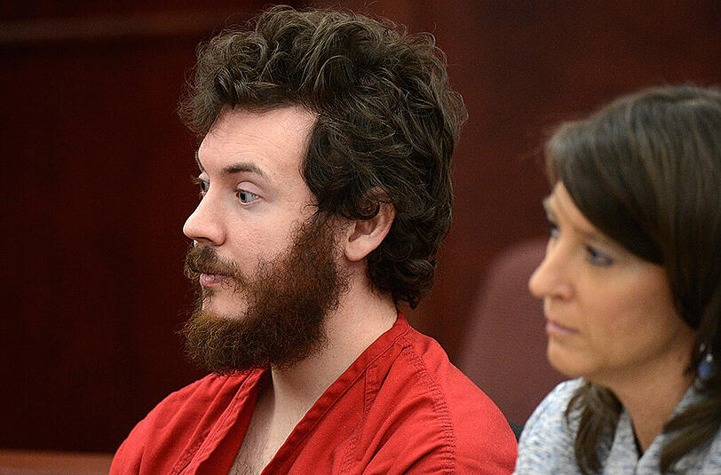 Der mutmaßliche Todesschütze James Holmes bei einem Gerichtstermin im März 2013. Im Falle eines Schuldspruchs droht ihm die Todesstrafe.