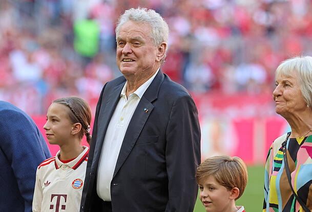 Bayern-Legende mit Witz: Sepp Maier. Bayern-Legende mit Witz: Sepp Maier.