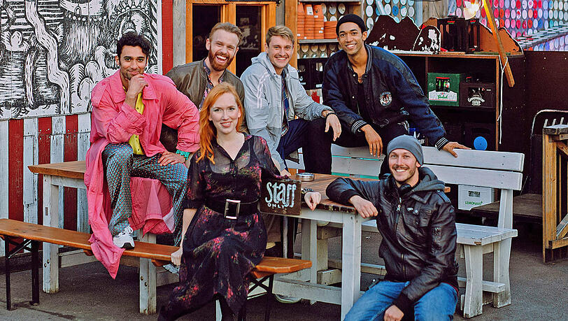 ARD startet Dreharbeiten zu der LGBTQI-Dramedy-Serie "All you need".