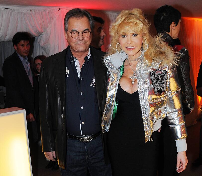 Dolly Buster (hier im Jahr 2010) musste im Juni den Tod ihres Mannes Josef "Dino" Baumberger verkraften. Dolly Buster (hier im Jahr 2010) musste im Juni den Tod ihres Mannes Josef "Dino" Baumberger verkraften.