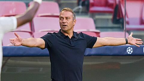 Hansi Flick beim Champions-League-Spiel gegen FC Barcelona.