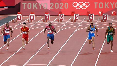 Jacobs (2.v.r.) im Finale.