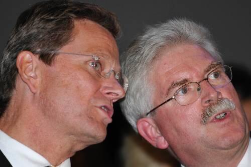 Kräftige Unterstützung aus Berlin: FDP-Spitzenkandidat Martin Zeil (r.) mit Bundesparteichef Guido Westerwelle.