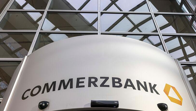 Klingbeil-Setzen-auf-Eigenst-ndigkeit-der-Commerzbank