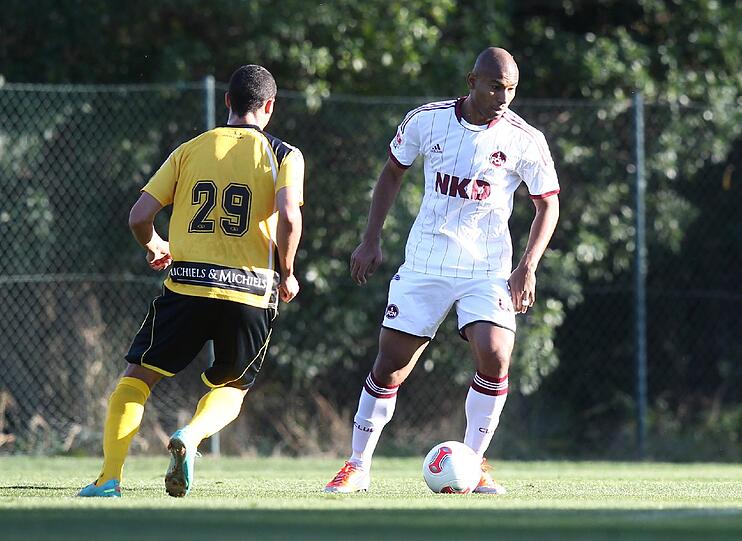 Sehen Sie hier weitere Bilder vom Testspiel zwischen dem 1. FC Nürnberg und Sporting Lokeren.