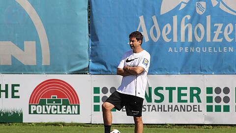 "Wir können gegen gute Gegner bestehen": Trainer AQrgirios Giannikis glaubt an die Nachhaltigkeit von Sechzigs Ingolstadt-Wende.