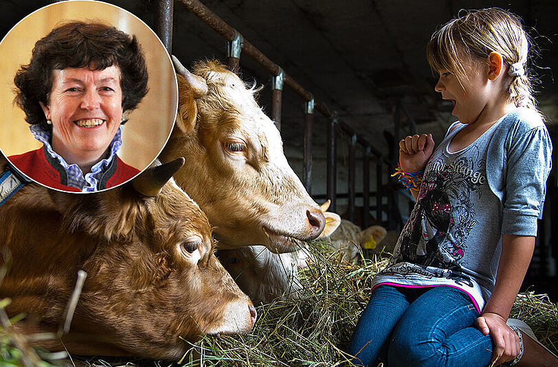 Lustig und gesund: Wenn es nach den Forschern ginge, würden Kinder öfter Stallluft schnuppern. Kleines Bild: Die Ärztin und Wissenschaftlerin Erika von Mutius.