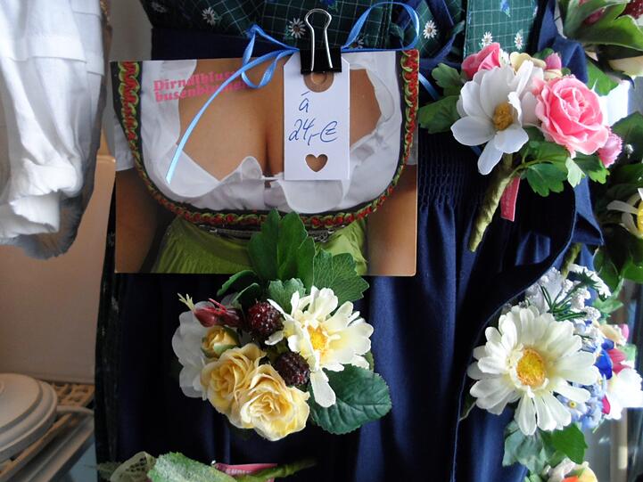 ... verkauft zur Wiesn "Busenblumen".