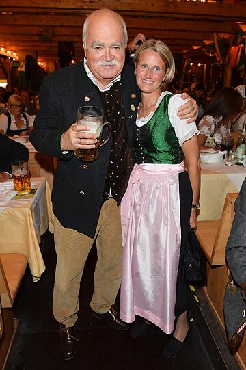 Peter Gauweiler und Begleitung.