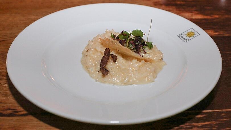 3. Gang: Getrüffeltes Parmesan-Risotto.