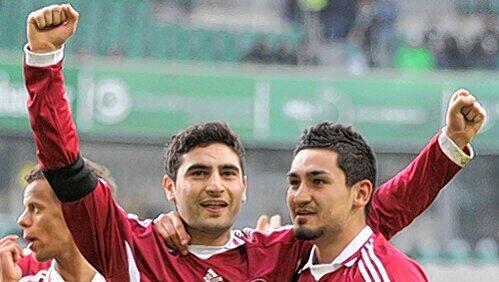 Doppelt herber Verlust für den Club: Ilkay Gündogan (rechts) und Mehmet Ekici haben in Dortmund beziehungsweise Bremen eine neue Fußball-Heimat gefunden. Doppelt herber Verlust für den Club: Ilkay Gündogan (rechts) und Mehmet Ekici haben in Dortmund beziehungsweise Bremen eine neue Fußball-Heimat gefunden.