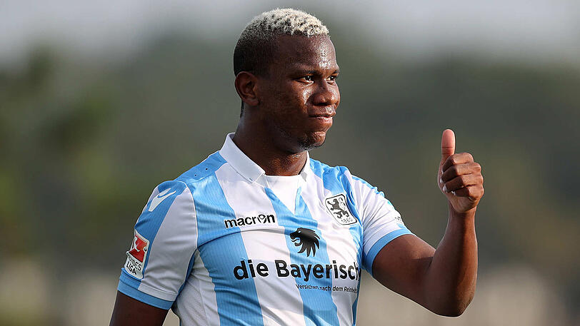 Seine Haare ließ sich Lucas Ribamar unlängst blond färben. Seine Erklärung? "Ein brasilianisches Sprichwort besagt: Sind die Haare golden, geht das Geld nie aus."