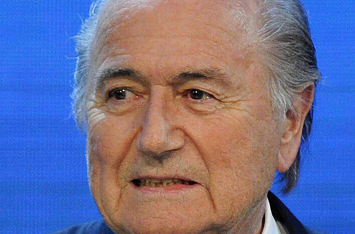Warum ist Blatter wirklich zurückgetreten? Und was droht dem ehemaligen FIFA-Boss?