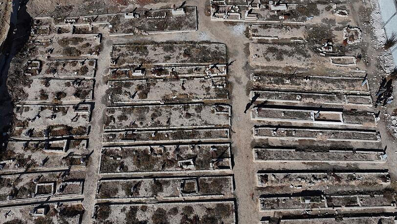 Experten fanden zusammen mit syrischen Behörden Dutzende chemische Kampfmittel an mehreren Orten. (Archivbild) Experten fanden zusammen mit syrischen Behörden Dutzende chemische Kampfmittel an mehreren Orten. (Archivbild)