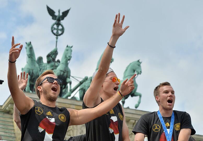 Die Weltmeister feiern am Brandenburger Tor. Die Bilder von der Fanmeile.