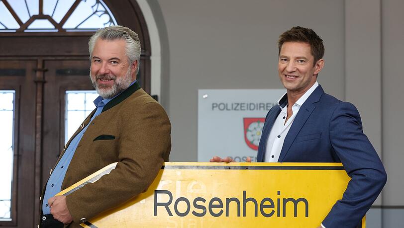 Dieter Fischer (l) und Igor Jeftić spielen zwei der Kommissare. (Archivbild) Dieter Fischer (l) und Igor Jeftić spielen zwei der Kommissare. (Archivbild)