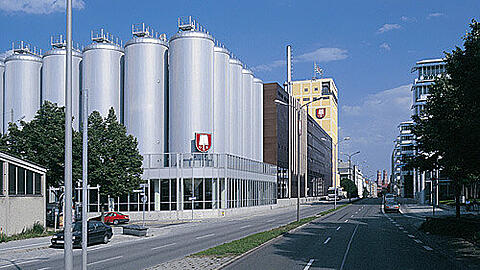 Hier wird weiter Bier gebraut: Die Brauerei an der Marsstraße bleibt nun doch in der City.