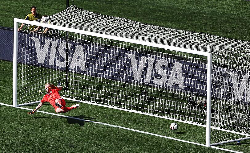Deutschland steht im Viertelfinale. Die Bilder vom 4:1-Sieg gegen Schweden.