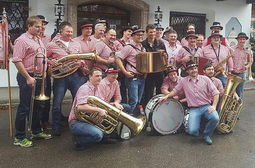 "De rodn Waginga" in Waging am See empfingen Nationalspieler Thomas Müller.