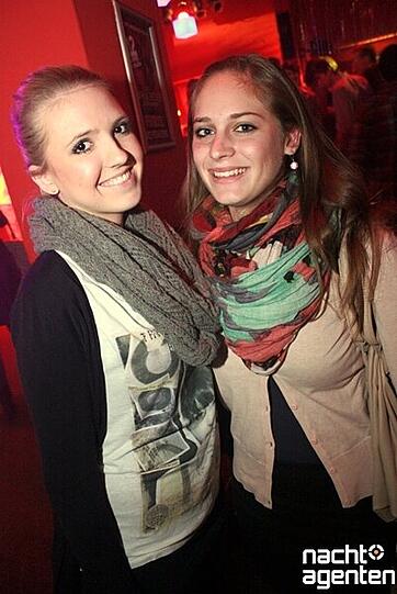 "Party zum IHK Abschluss" in der Nachtgalerie (Mittwoch 23.11.2011). Noch mehr Fotos sehen Sie unter: www.nachtagenten.de.