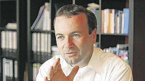 Das CSU-Präsidiumsmitglied Manfred Weber wirbt für eine Rückkehr des ehemaligen Verteidigungsministers Karl-Theodor zu Guttenberg in die Politik.