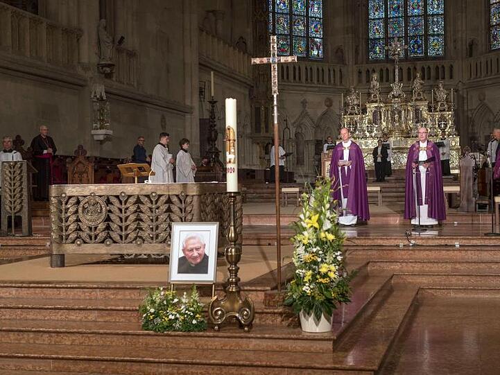 Trauervesper der Domspatzen für Georg Ratzinger. Foto: Uwe Moosburger/Bistum Regensburg/dpa