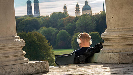 Taylor Swift, Zartmann oder Linkin Park? Was die Münchner im Jahr 2025 gehört haben, zeigt nun eine Auswertung von Spotify.