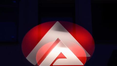 Das Logo der Bundesagentur für Arbeit. Foto: Sebastian Gollnow/dpa/Archivbild