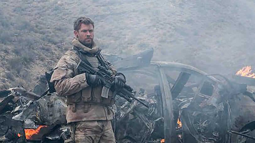 "Operation: 12 Strong": Captain Mitch Nelson (Chris Hemsworth) führt die geheime Mission an